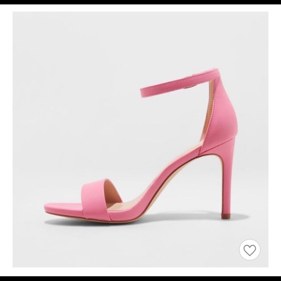 Open toe light pink heels! Super comfortable. NWT - Picture 2 of 6